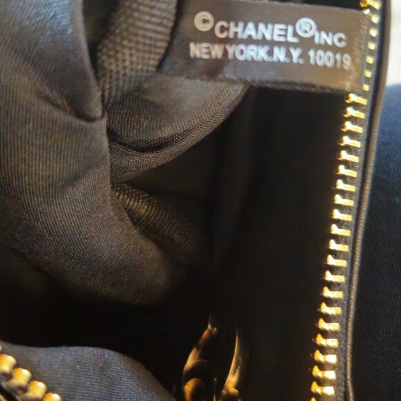 Chanel Quilted Pouch (Cosmetic Bag) - Picture 4 of 4